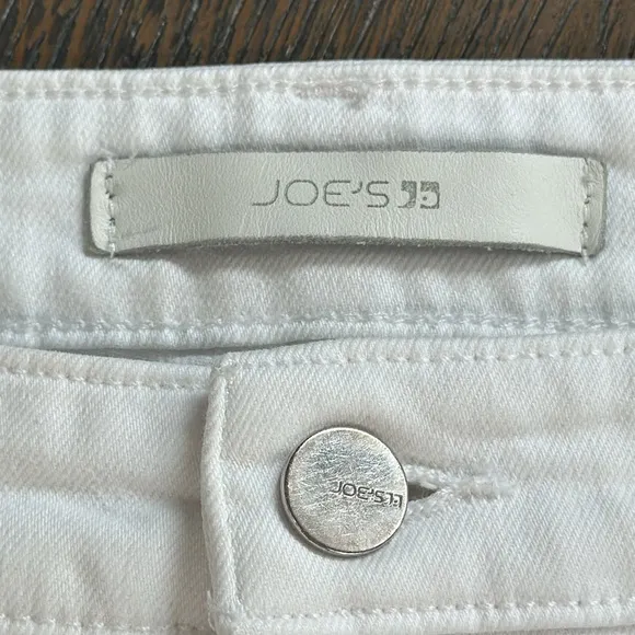 JOE'S JEANS™️ Size 32 'THE OZZIE' 4&quot; White Cutoff Stretch Denim Shorts