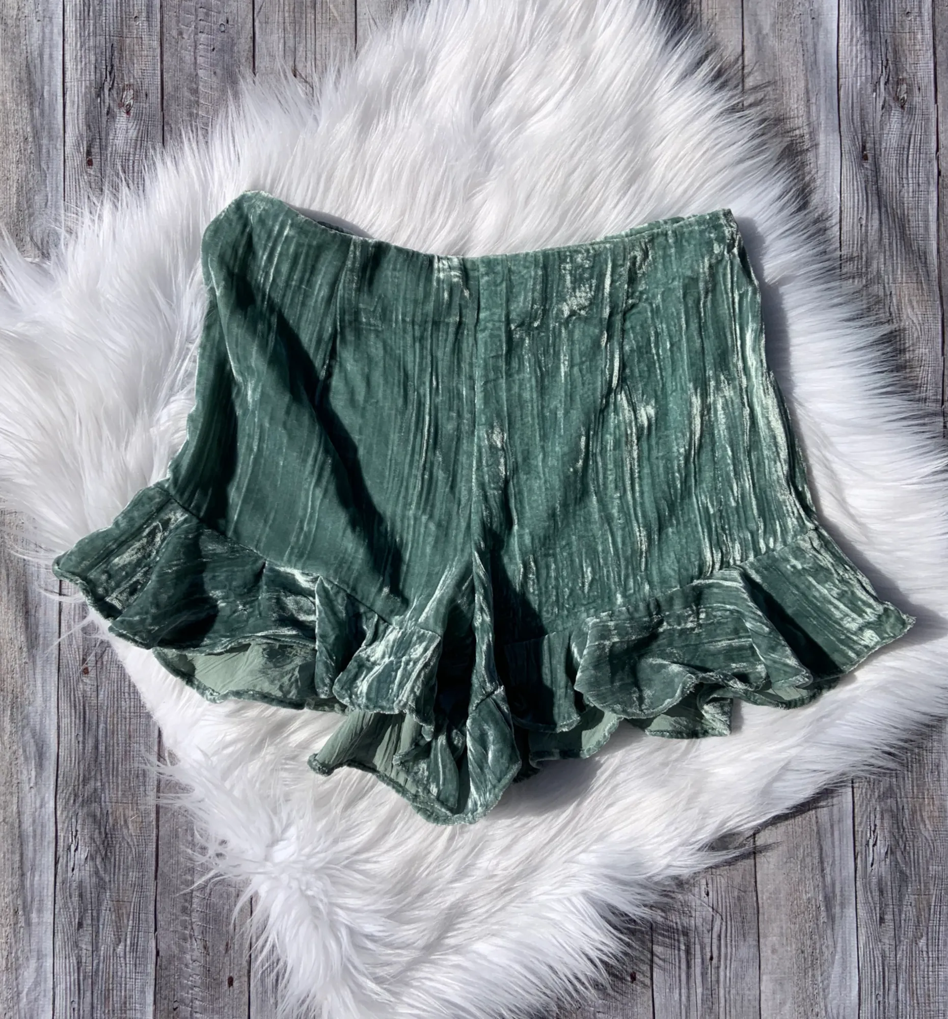 Kendall & Kylie Shorts Size Small