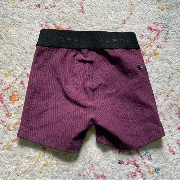 Koral Emblem Stretch-Jacquard Shorts Plum sz S
