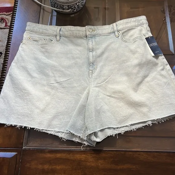 Lauren Ralph Lauren High Rise Frayed Hem Stretch Denim Shorts