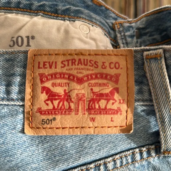 Levi’s 501® ORIGINAL WOMEN'S SHORTS