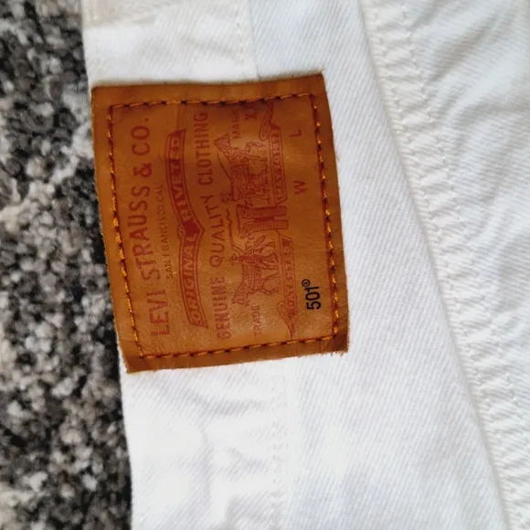 Levi's 501 White High Rise Denim Cutoff Shorts Sz 28