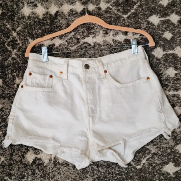 Levi's 501 White High Rise Denim Cutoff Shorts Sz 28