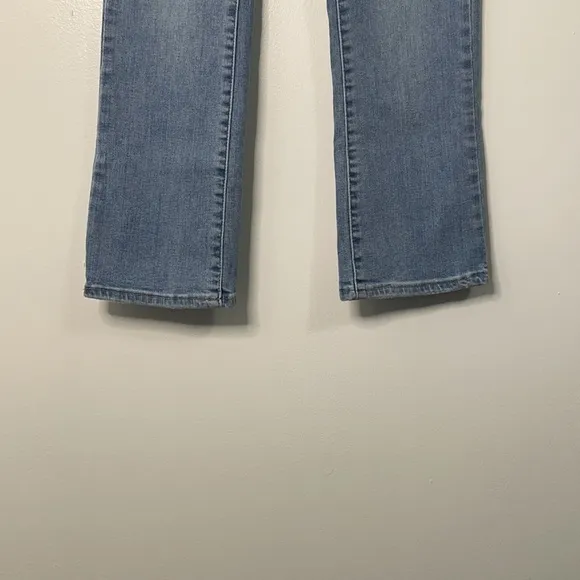 Levi’s Premium Crop Flare Jeans Size 25