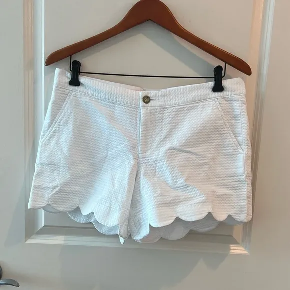 Lilly Pulitzer Buttercup Shorts in Resort WhiteNWT
