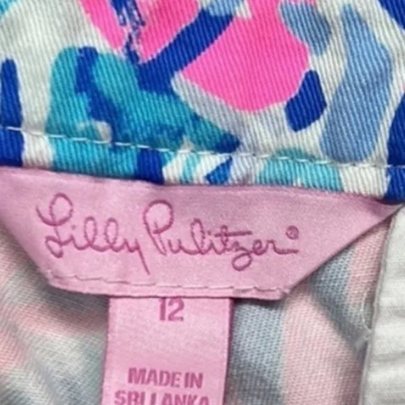 Lilly Pulitzer Hazelle Stretch Short in Cracked Up Lobster Size 12