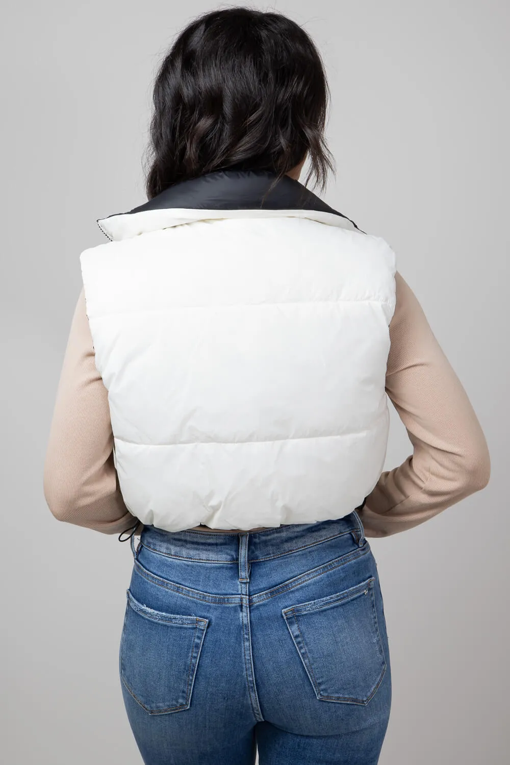 Love Tree Cropped Reversible Puffer Vest for Women in Black/White | 5089VH-BLACKOFFWHITE