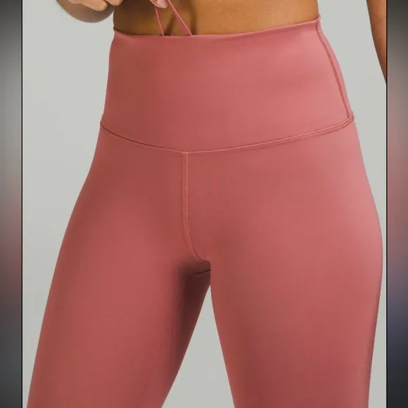 Lululemon Align High Rise 6” shorts size 4 in Brier Rose