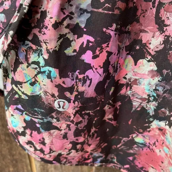 Lululemon Hotty Hot High Rise Skirt Skort NWOT In Stencil Blossom Sz 6