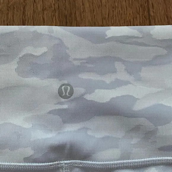 Lululemon Wunder Under Short 10” Ribbed pants in Incognito Camo Jacquard Alpine