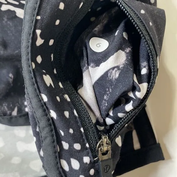 Lululemon Speed Short Static Mist Black and white speckled Size 6