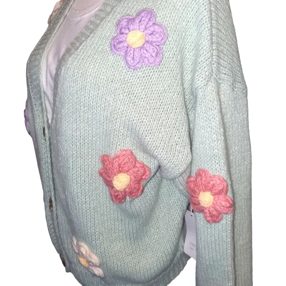 LUNA IVY Sage Puff Crochet Flower Cropped Cardigan/Button Up Sweater‎ Size M NEW