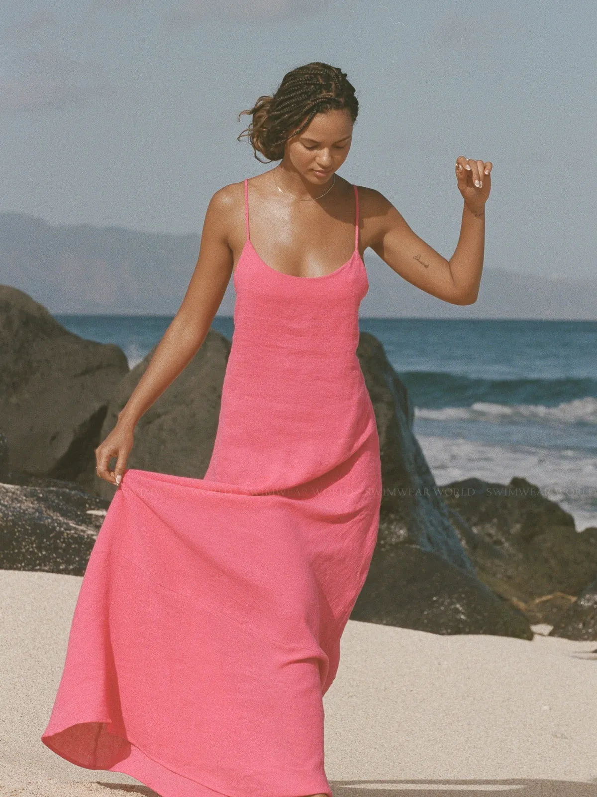 Mari Maxi Dress ::RET
