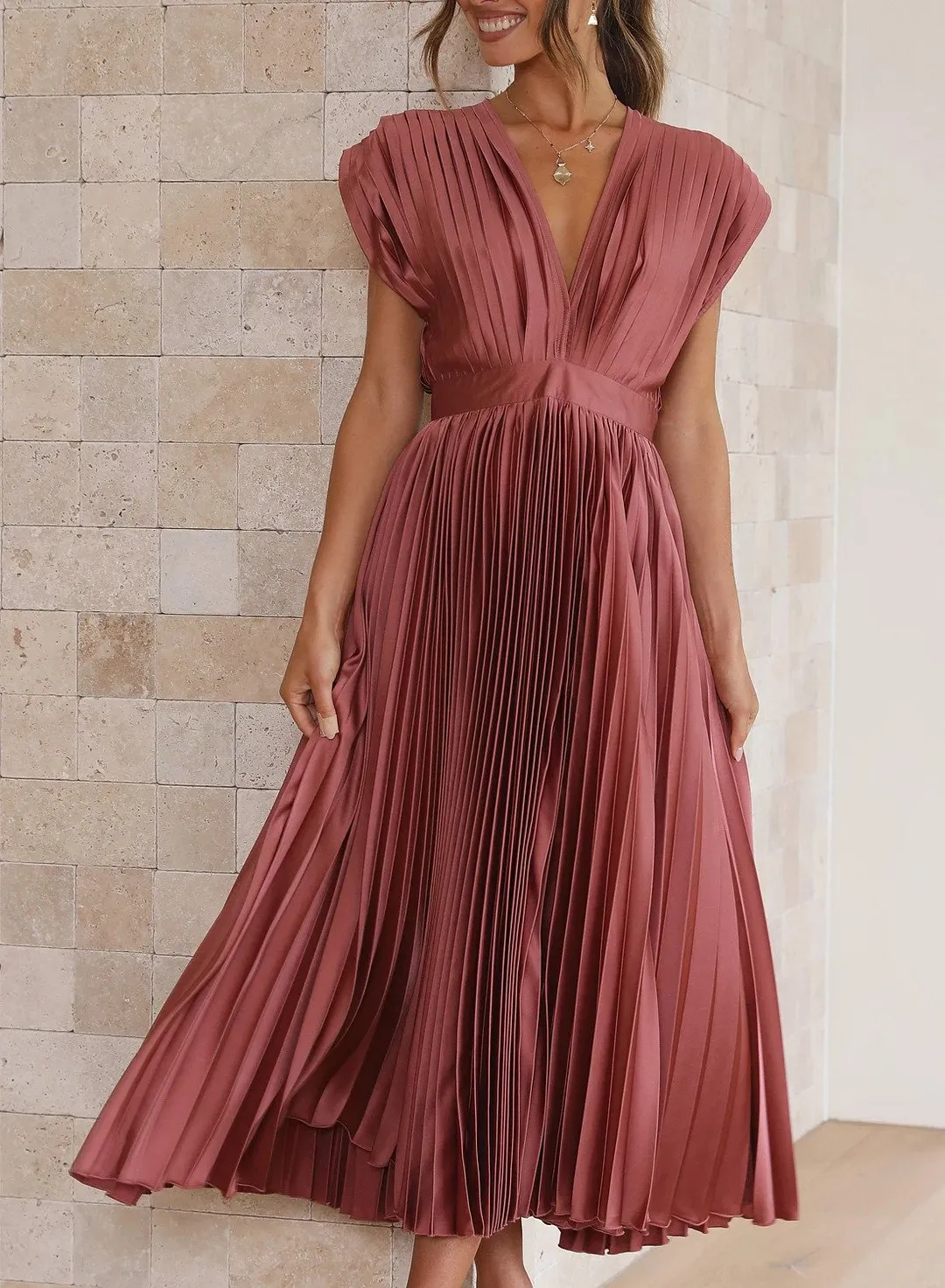 Mariana® | Relaxed and timeless   dress