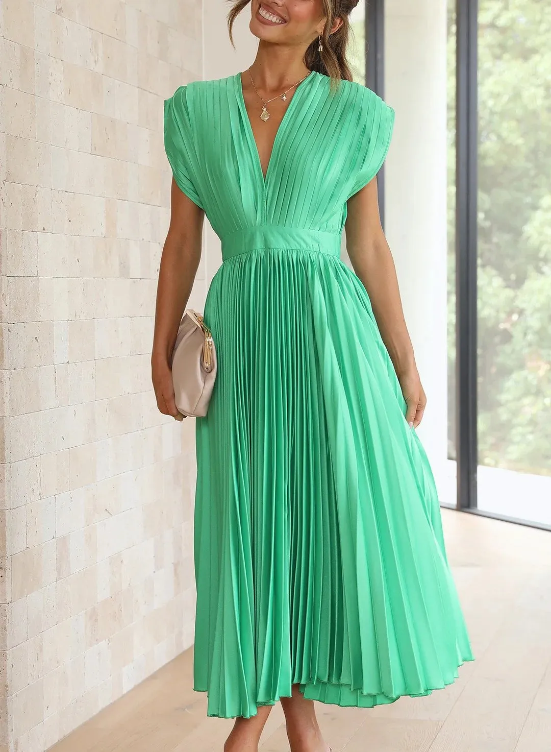 Mariana® | Relaxed and timeless   dress