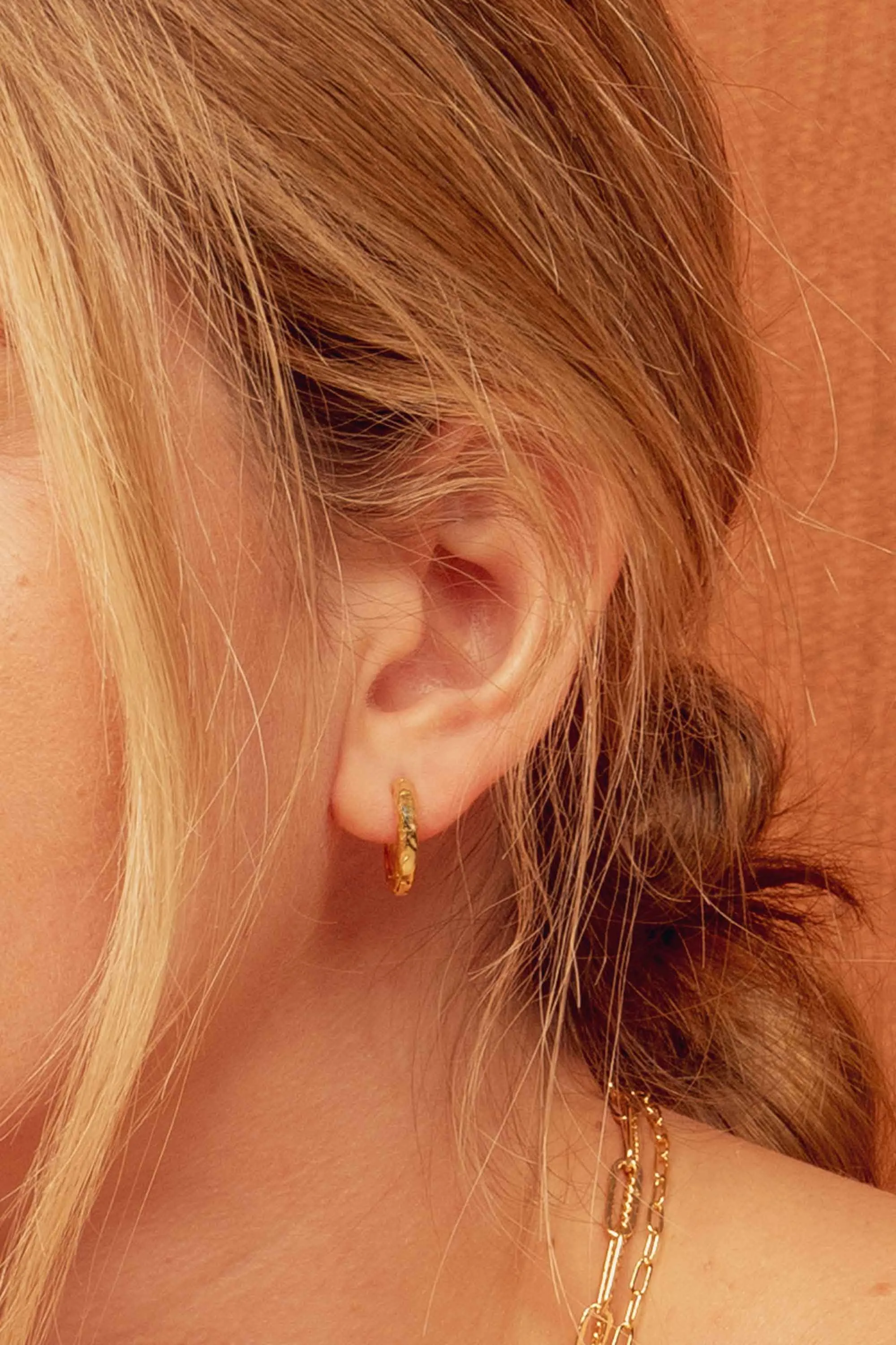Maui Textured Hoops