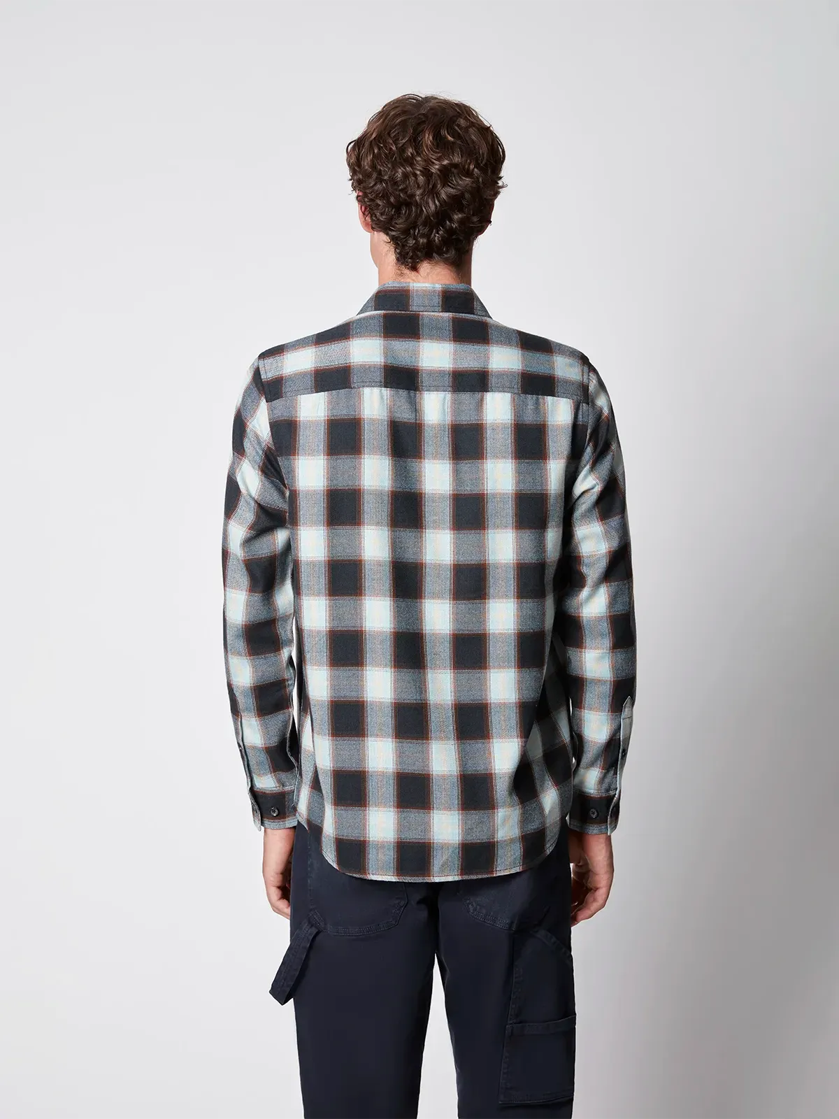 Men's Long Sleeve Plaid Button-up Shirt