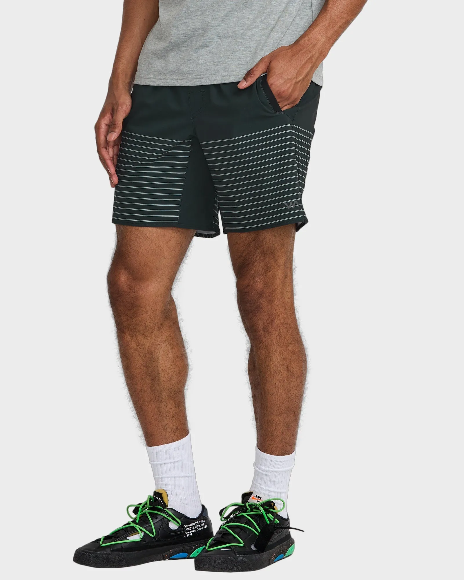 Mens Yogger Stretch 17" Walk Shorts
