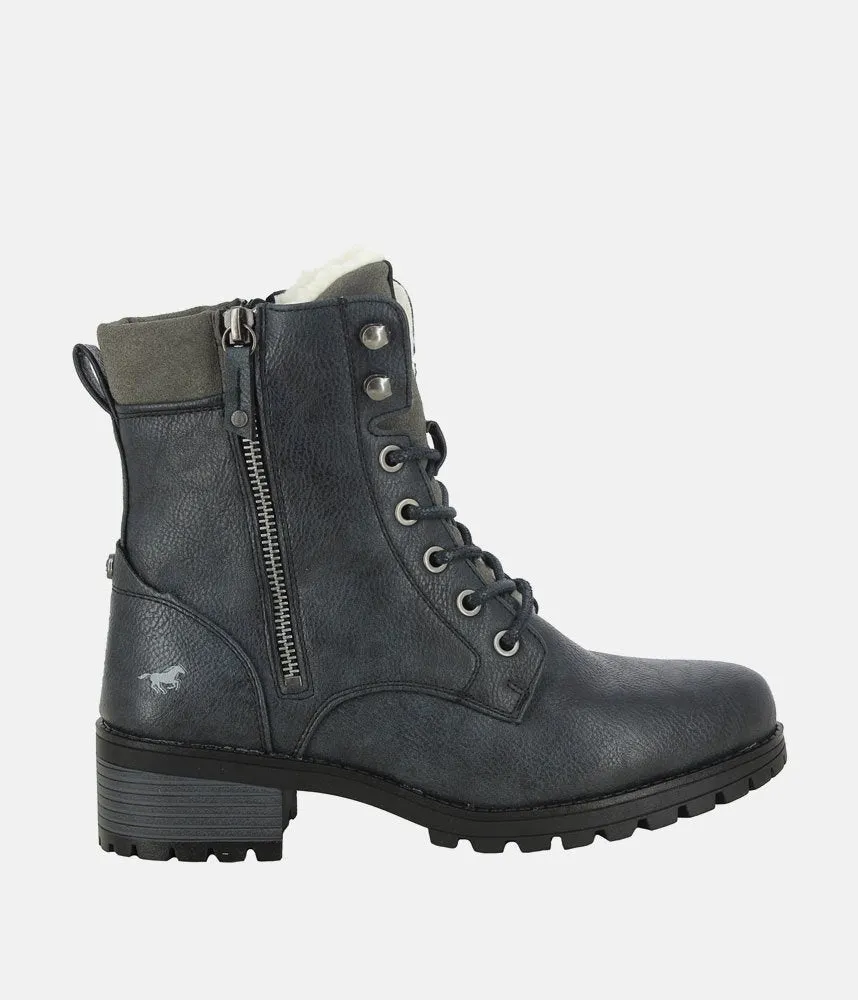 Mustang Versatile Navy Ankle Boots