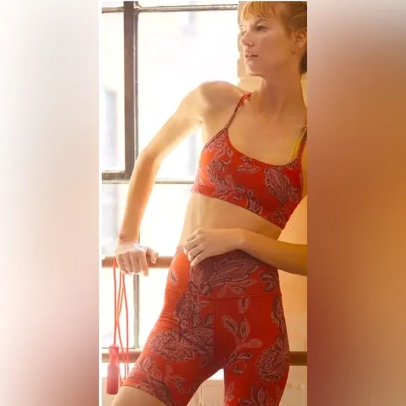 NEW BEYOND YOGA - Biker Shorts