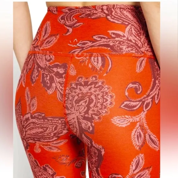 NEW BEYOND YOGA - Biker Shorts