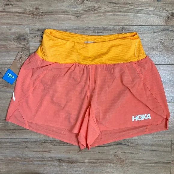 New! HOKA ONE ONE Women's Glide 4&quot; Short Size Small