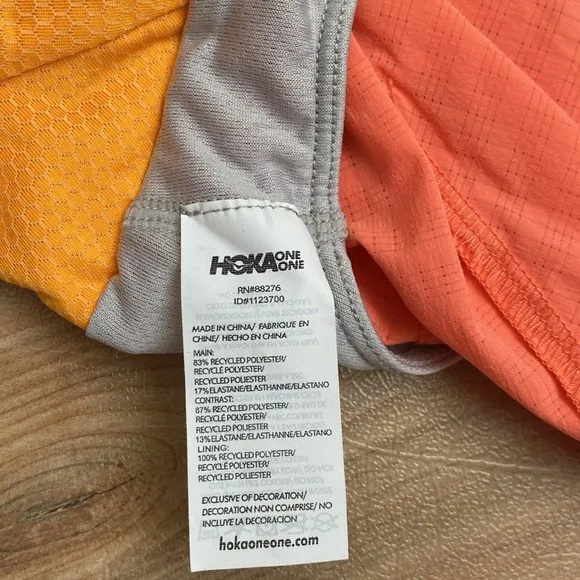 New! HOKA ONE ONE Women's Glide 4&quot; Short Size Small