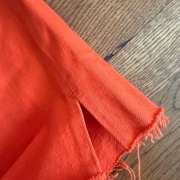 NWT. 7 For All Mankind - Ruby Easy Short. Jean Short. Orange. Size 24.