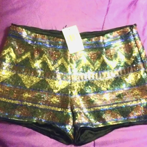 NWT guess sequin shorts