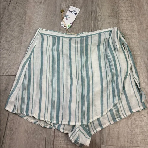 NWT Show Me Your Mumu The Great Wrap Shorts in Point Dume Stripe Size Large