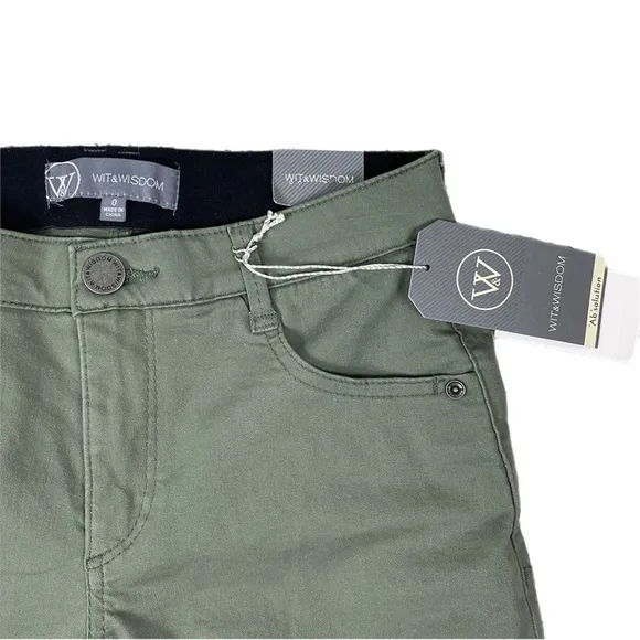 Nwt | Wit &amp; Wisdom 'Ab'Solution Stretch Twill Shorts in Lily Pad Size 0