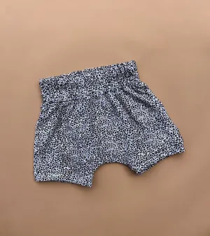 Ollie Shorts - Mini Leopard