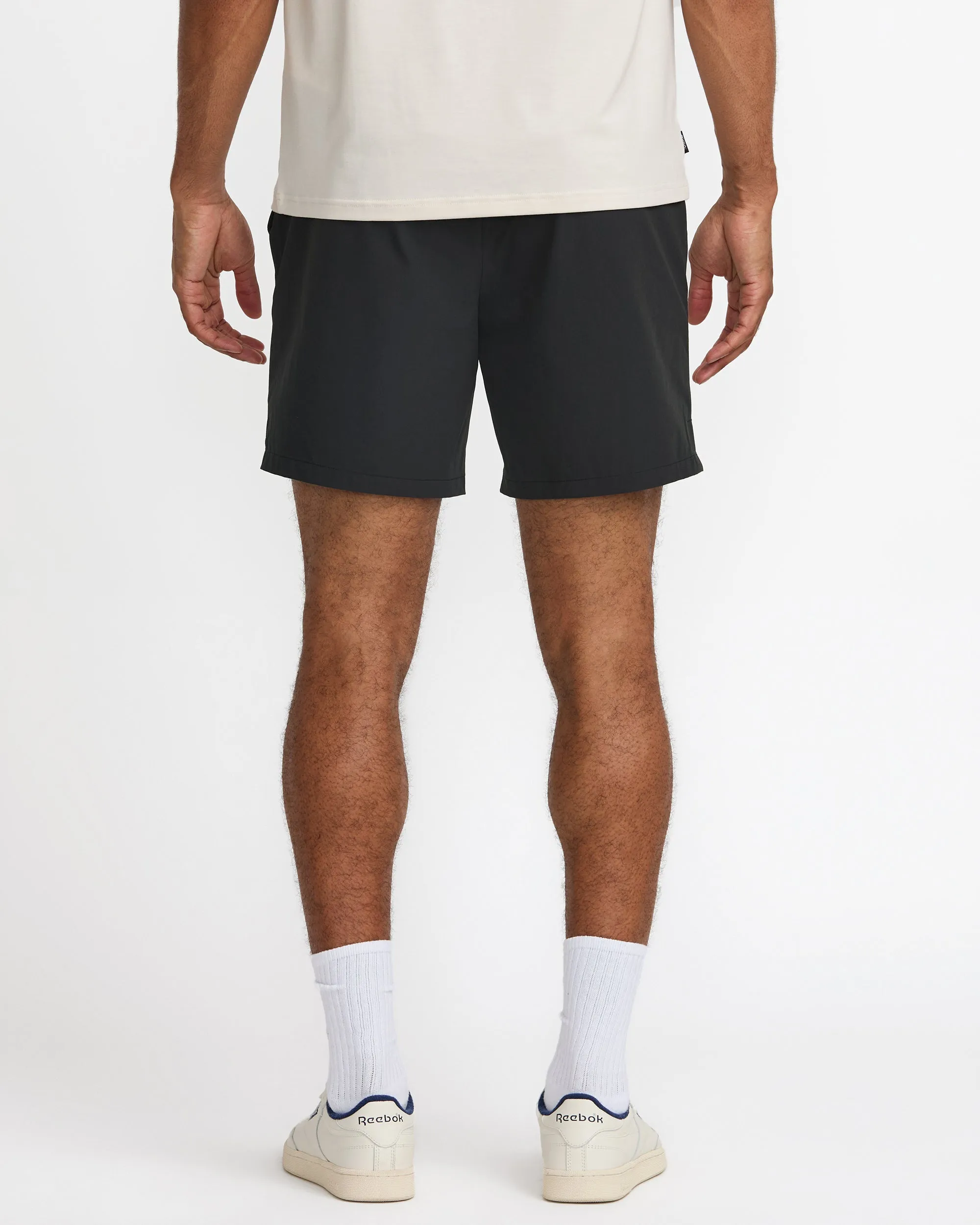 Outsider Stretch 17" Short