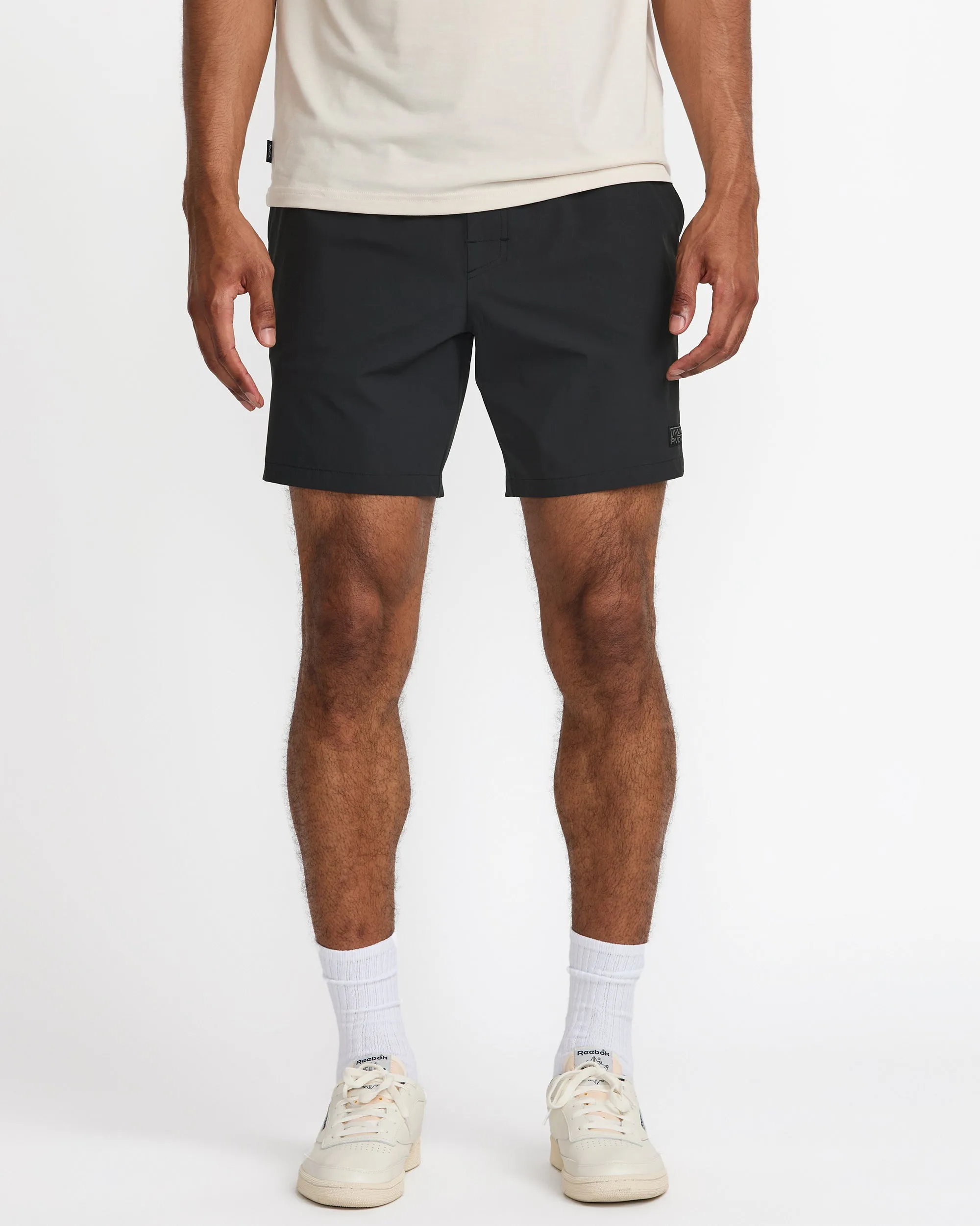 Outsider Stretch 17" Short