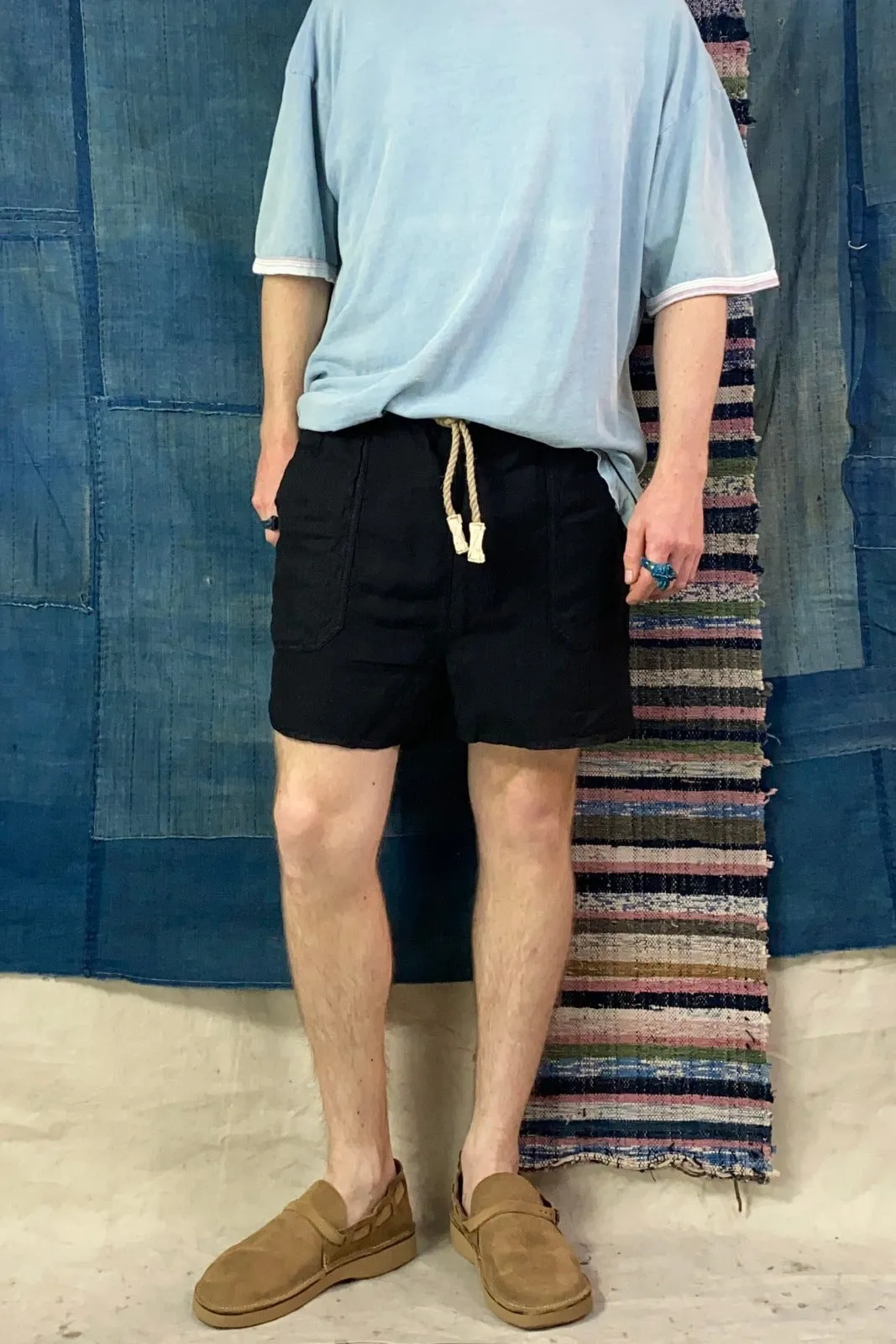 P62 Weekend Short Wild Silk & Hemp Sulfur Black
