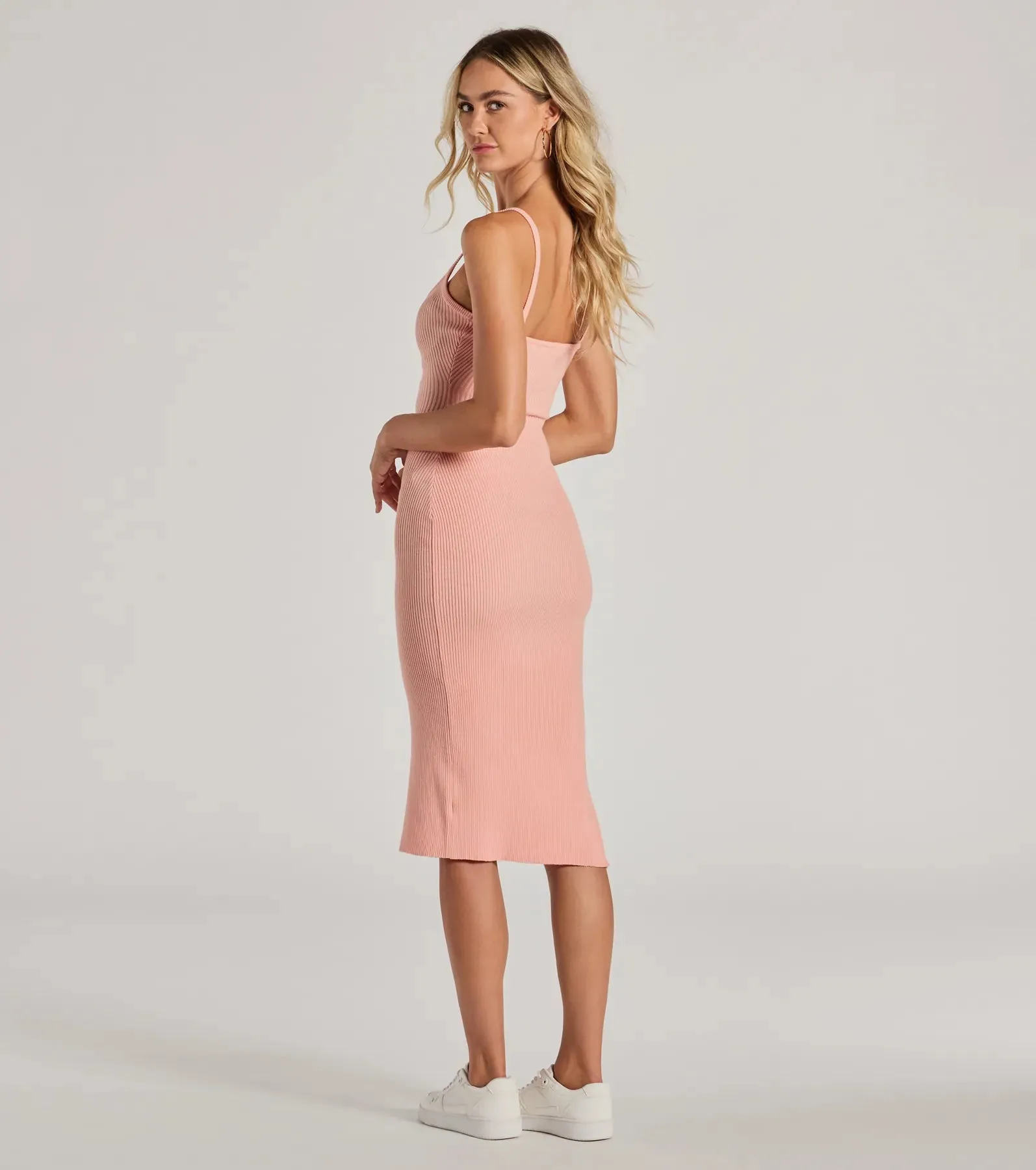 Perfectly Stylish Sleeveless Ribbed Knit Midi Dress