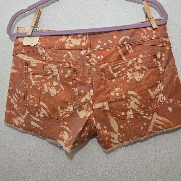 Pilcro NWT Mid Rise Shorts Size 28
