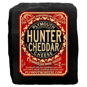 Plymouth Artisan Cheese - 'Hunter' Cheddar Cheese (8OZ)