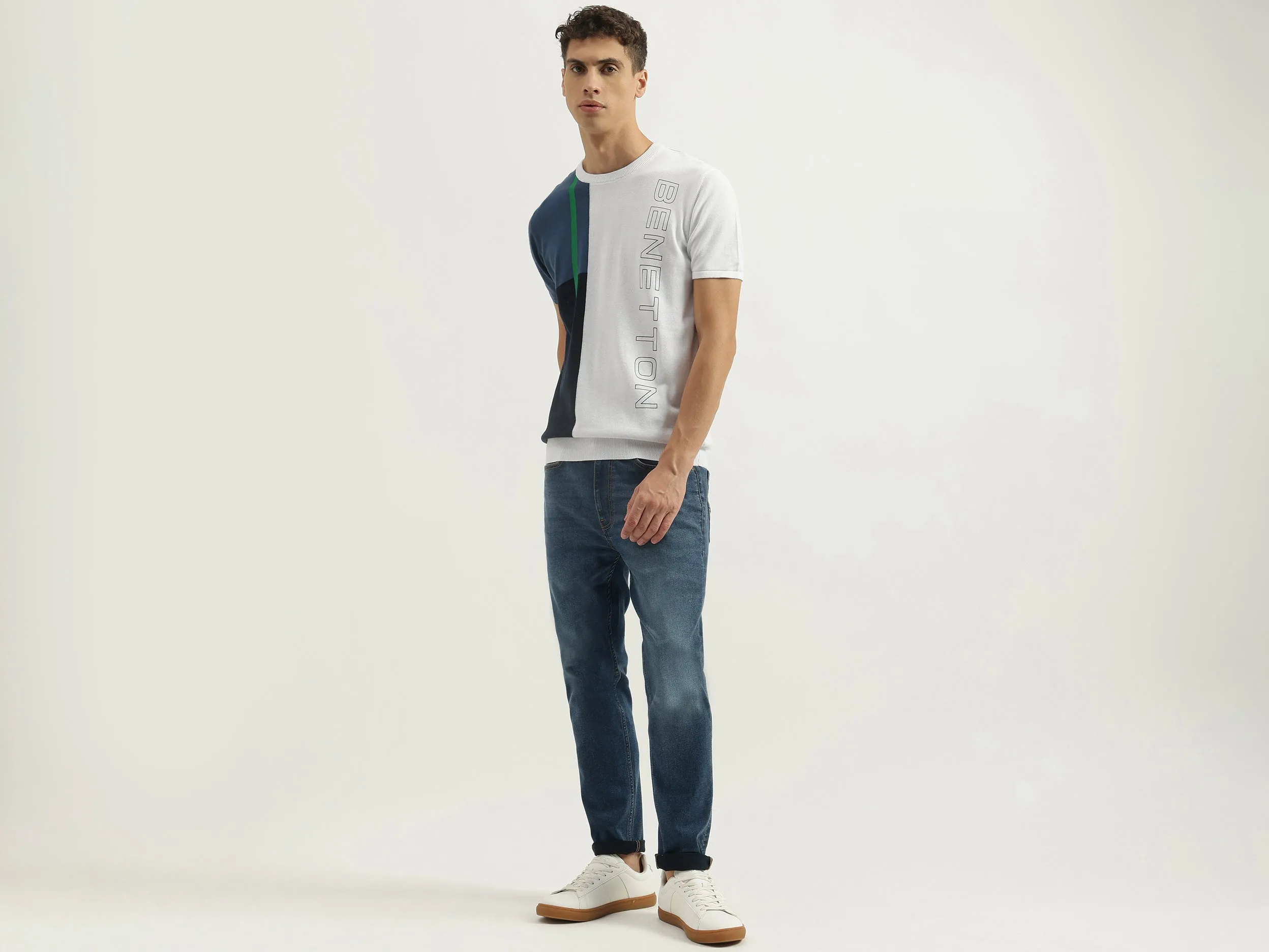 Regular Fit Round Neck Colorblock Sweatshirts