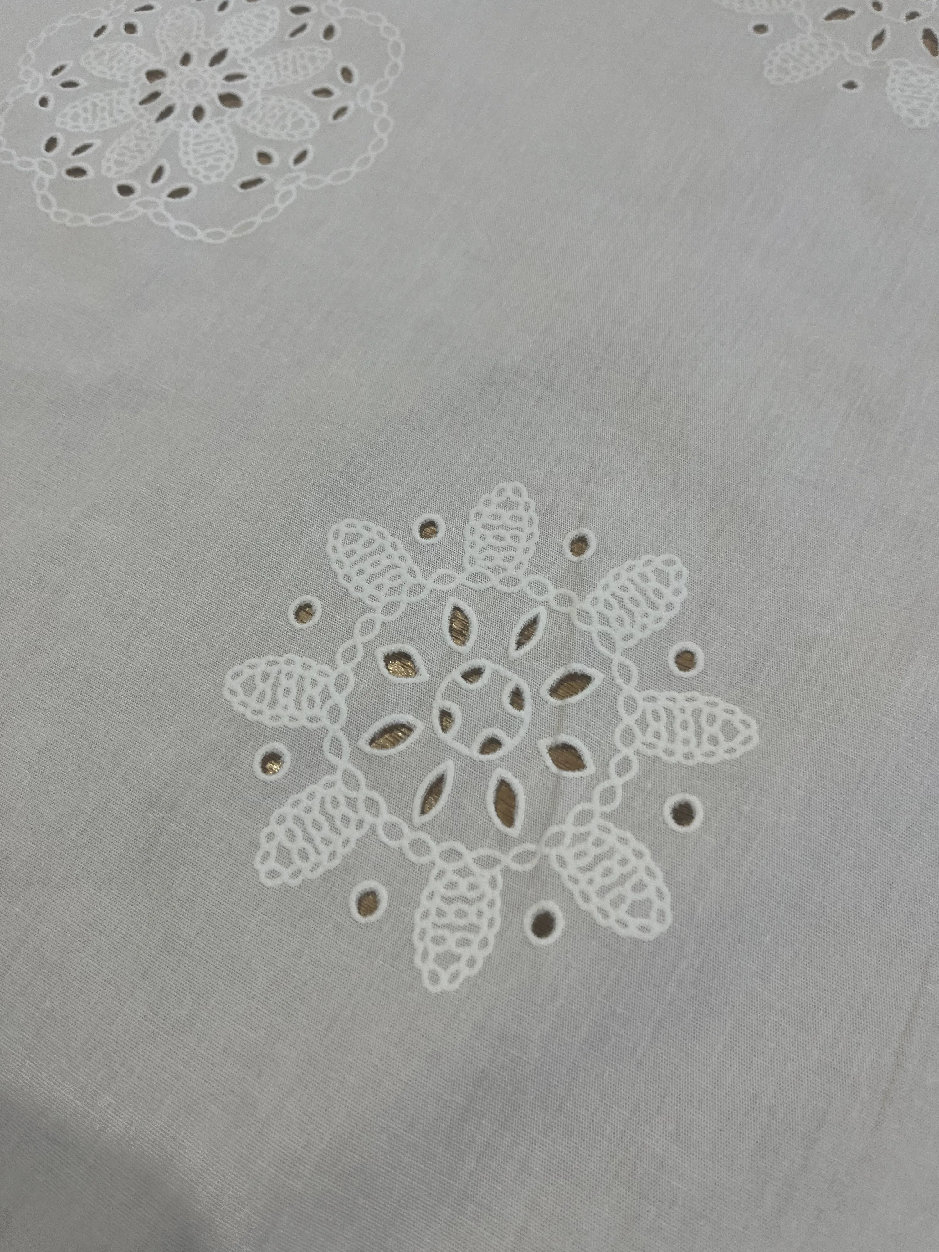 Sangallo cotton stretch lasercut puff print design 3 white