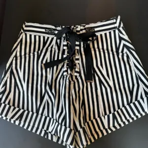 Self Portrait Stripped High Rise Shorts