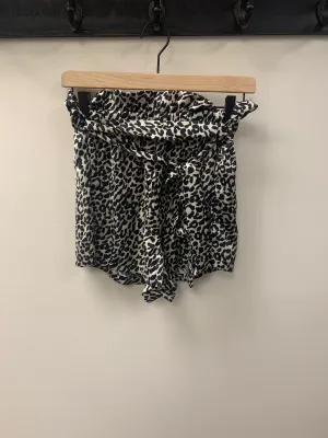 Shein Shorts Size Small