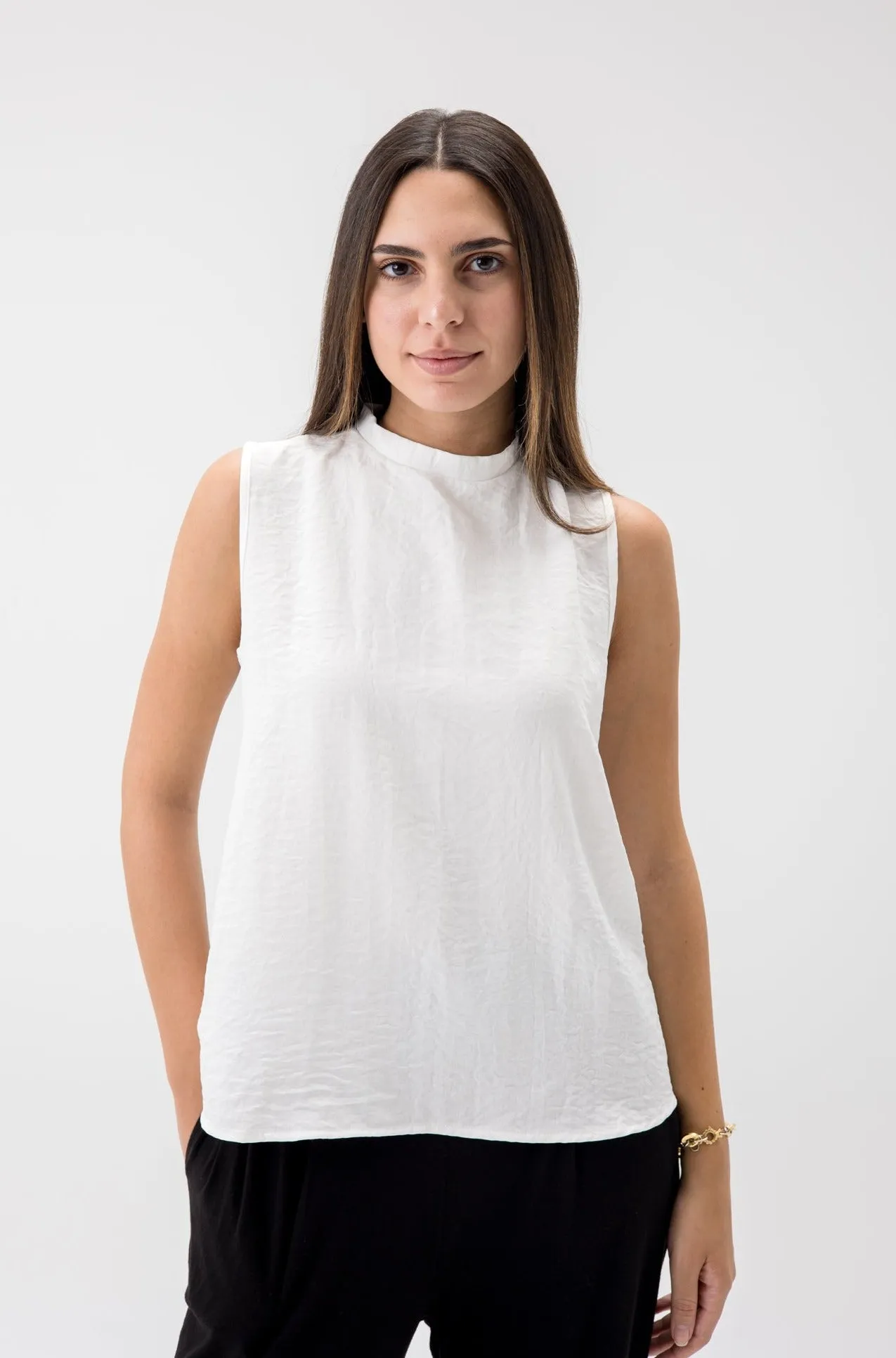 Short Linen Sleeveless Top