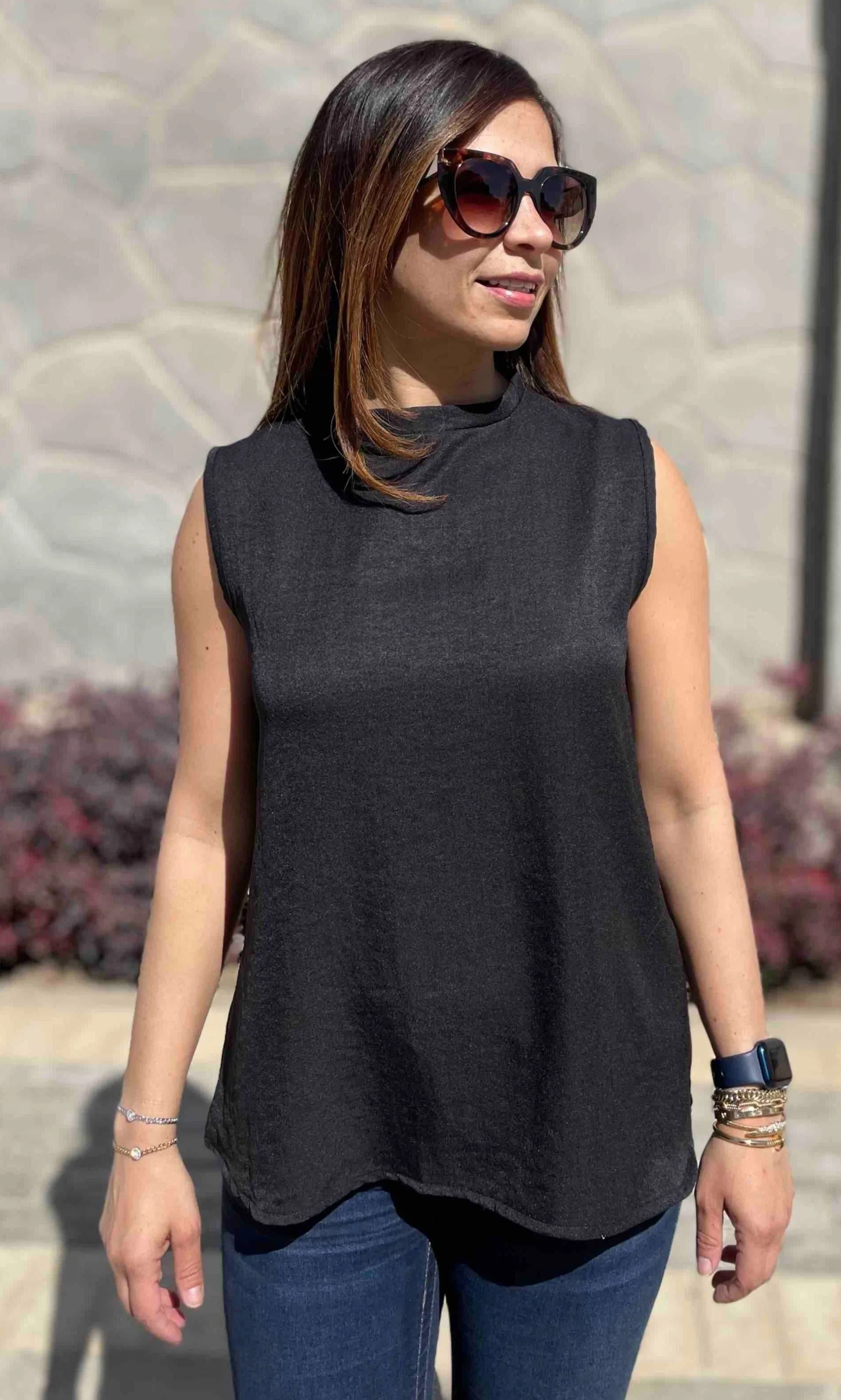 Short Linen Sleeveless Top