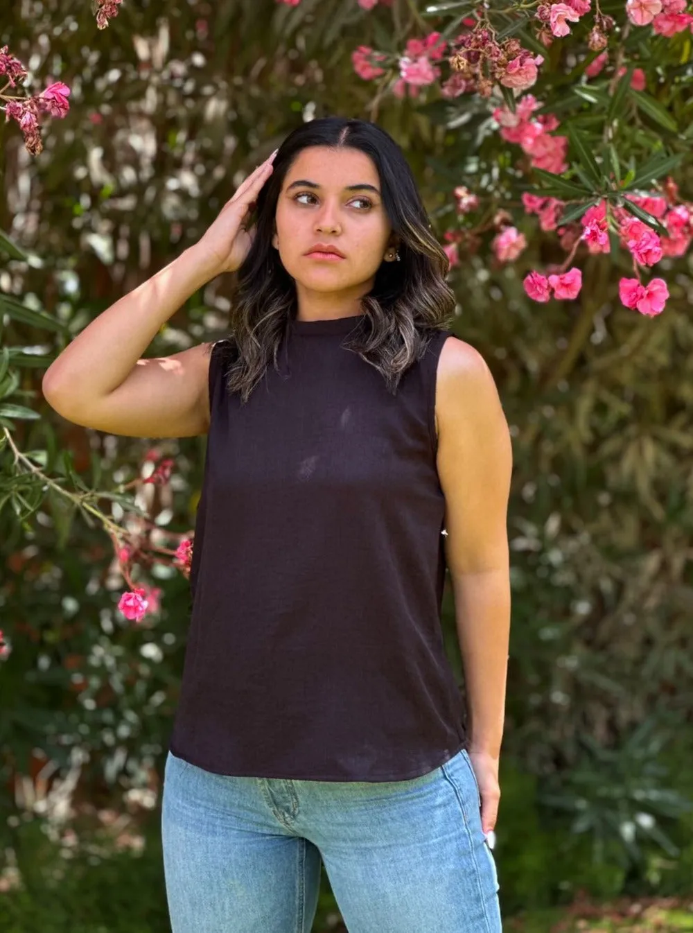 Short Linen Sleeveless Top