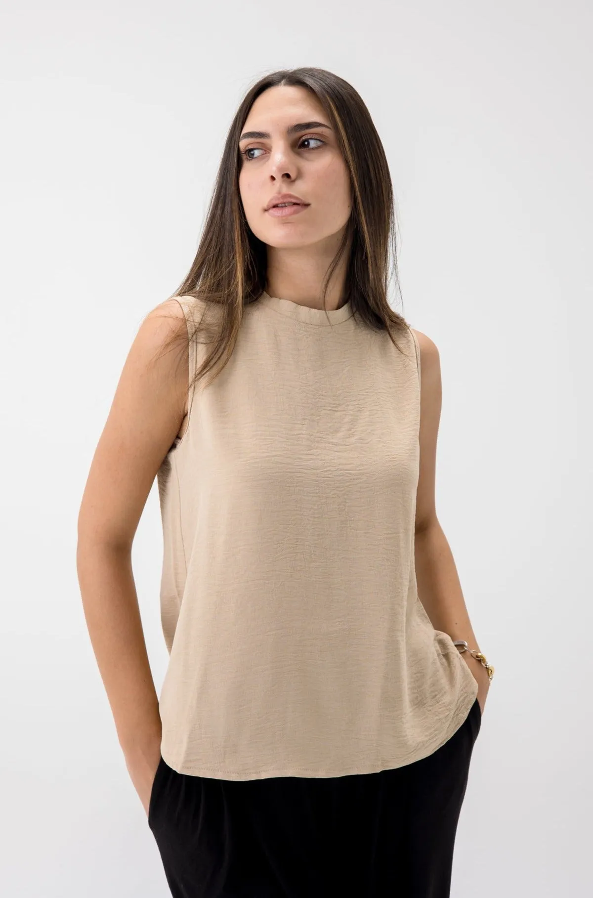 Short Linen Sleeveless Top