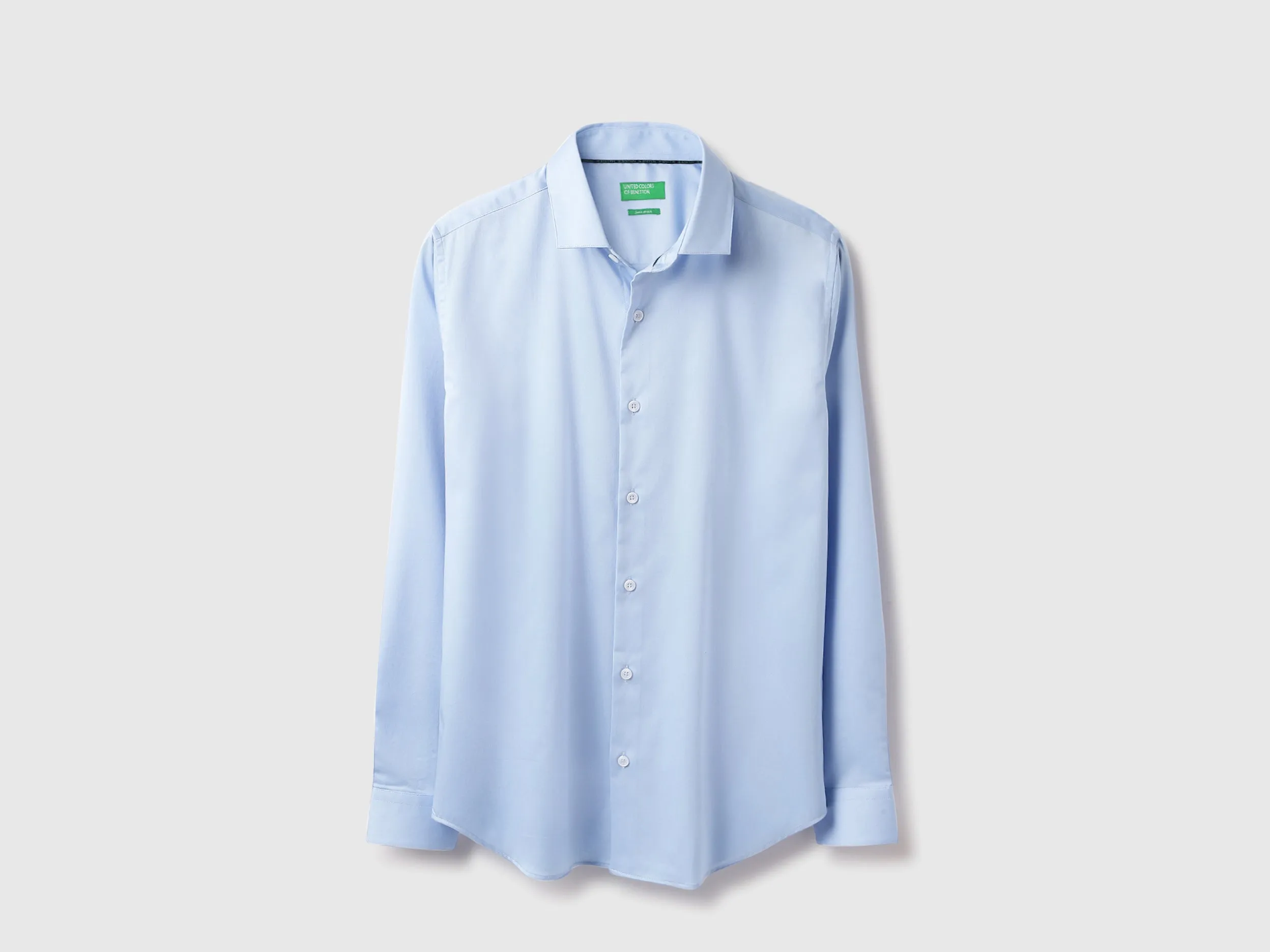 Slim Fit Cut Away Solid Shirt