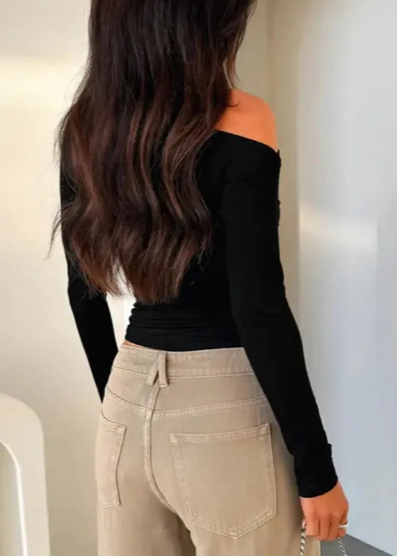 Slim-Fit Long-Sleeve Solid Black Top