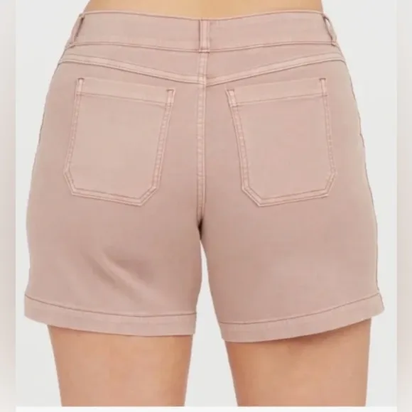 SPANX Stretch Twill Shorts 6&quot; Stretchy High Waist Casual in Mauve Size Large