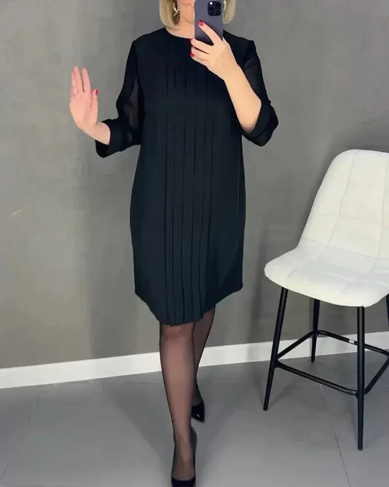 Séraphine – Elegant and Versatile Pleated Dress
